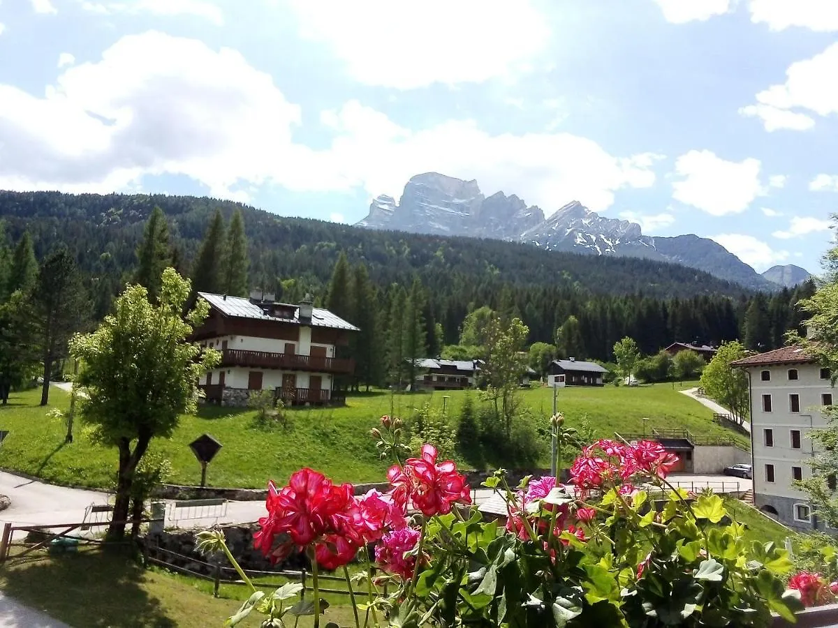 Appartamento Al Pelmo Villanova  0*, Villanova (Belluno) Italy