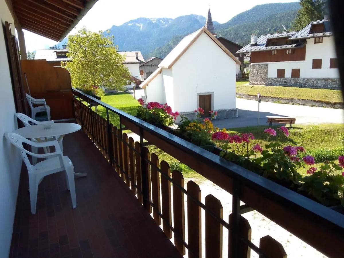Appartamento Al Pelmo Villanova  Apartment Villanova (Belluno)