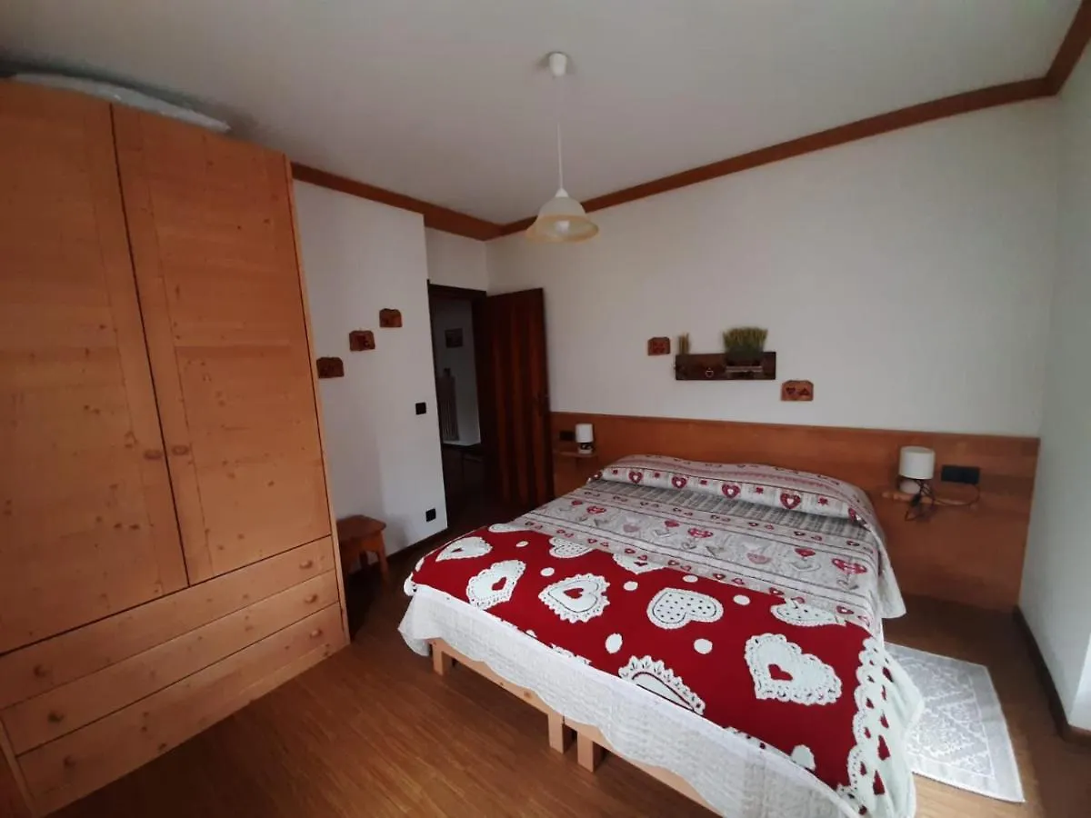 Appartamento Al Pelmo Villanova  Italy