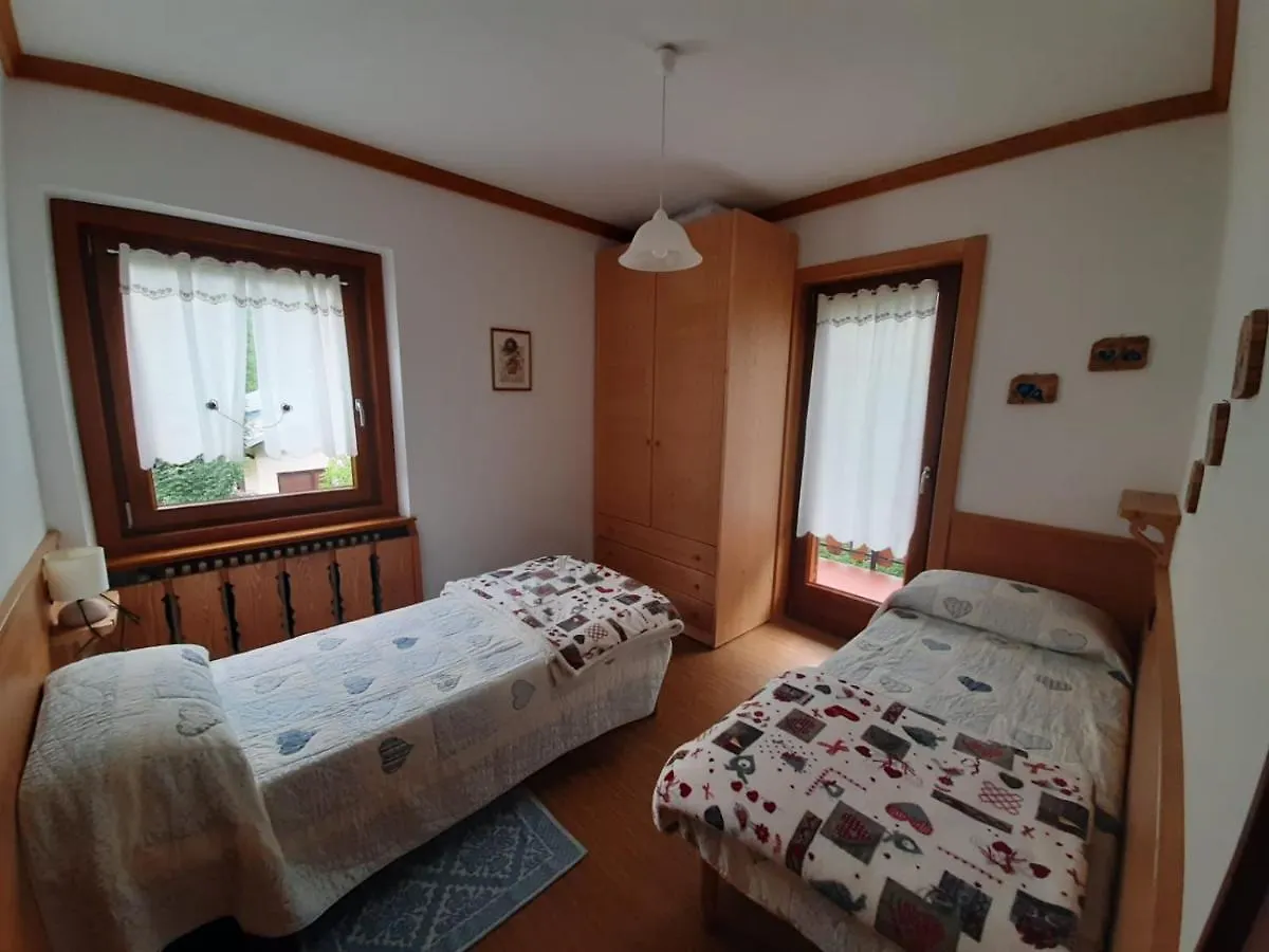 Apartment Appartamento Al Pelmo Villanova  Italy